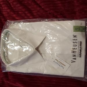 Van Heusen white button down dress shirt